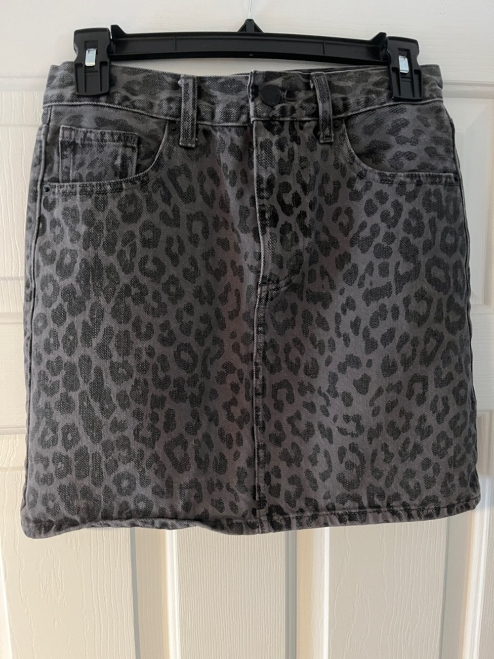 Lucky Brand Gray Leopard Print Denim Mini Skirt